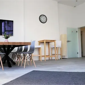 https://hostel-zimmervermietung.hannover-hotel.net